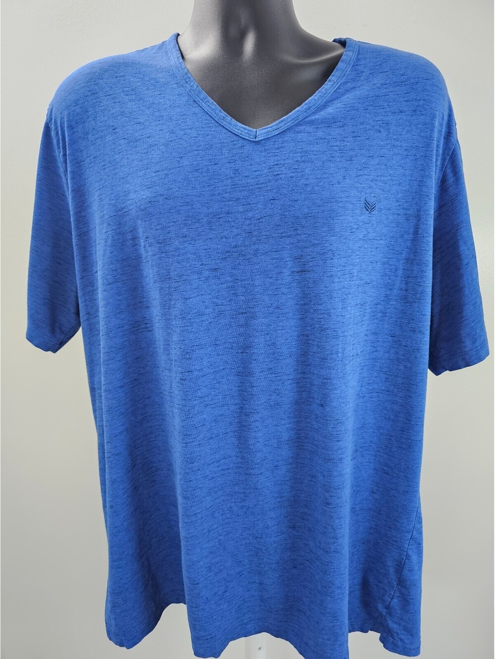 Buttercloth Men's Blue V-Neck T-Shirt Size 2XL